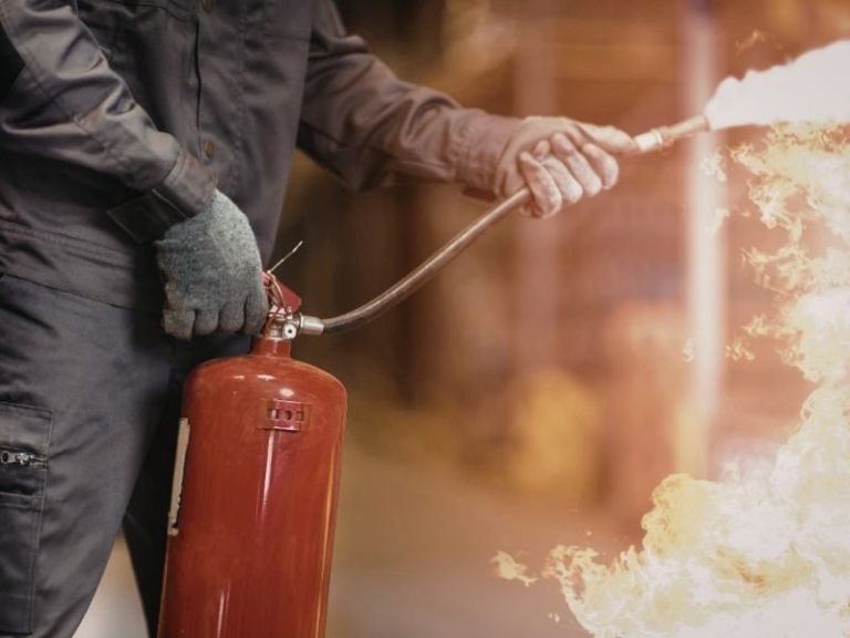Acompanhamento técnico para vistoria do Corpo de Bombeiros em Curitiba